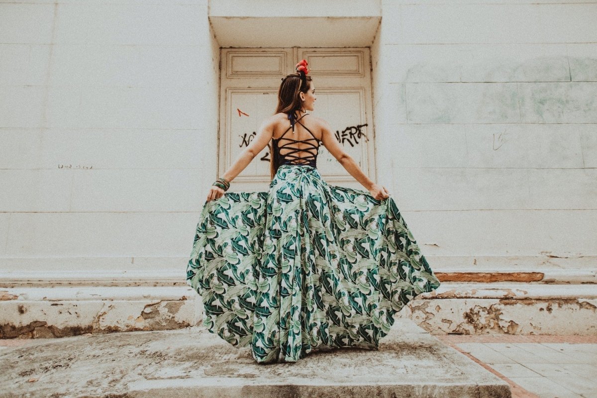 Things To Keep in Mind When Wearing an Open-Back Dress